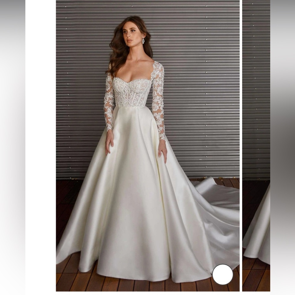 Martina Liana 1441 Wedding Gown